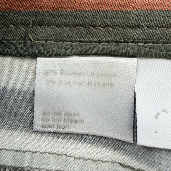 AKRIS PUNTO Women’s Size 12 Olive Plaid Side Zip Slim Fit Ankle Pants - Picture 9 of 12